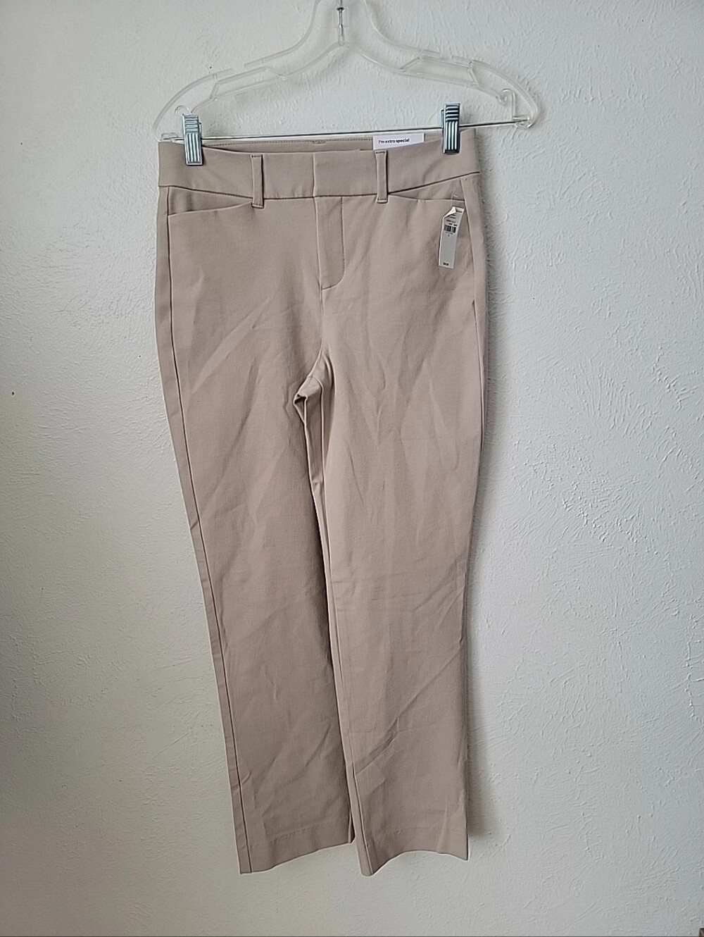 Old Navy Pixie Straight Ankle Pants in Light Beige Size 0
